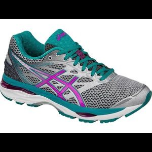 ASICS women Gel Cumulus 18 Running Shoes